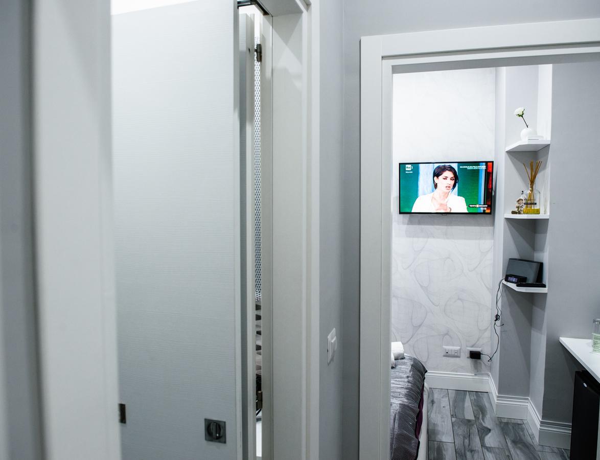 לינה וארוחת בוקר רומא Domus Tacito Luxury מראה חיצוני תמונה